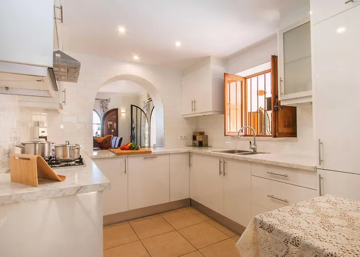 Villa Ebro - Plusholidays