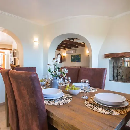 Ebro - Plusholidays Villa Calpe